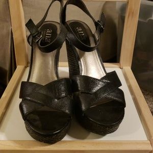 Ana black wedge sandals